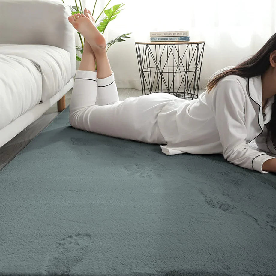 Nocturne Grey Fur Carpet